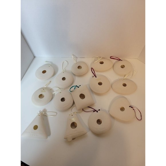 Vintage Creative Clay Hand Crafted Lot of 14 Christmas Ornaments - Picture 8 of 8